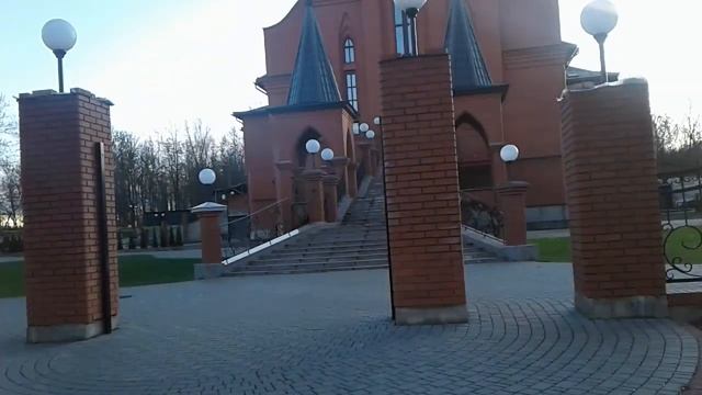 НЕОБЫЧНЫЙ КОСТЕЛ НЕОГОТИКИ В МОЛОДЕЧНО!!!!КРАСОТА!!