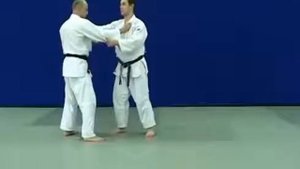 Кавадзу гакэ - бросок обвивом голени