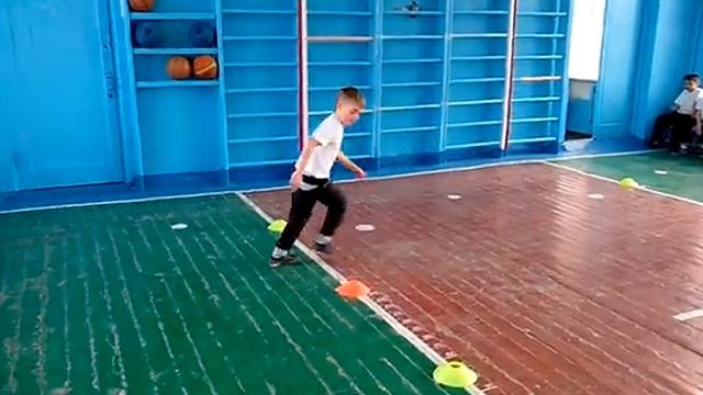 Бег с изменением направления движения 2 смотреть онлайн