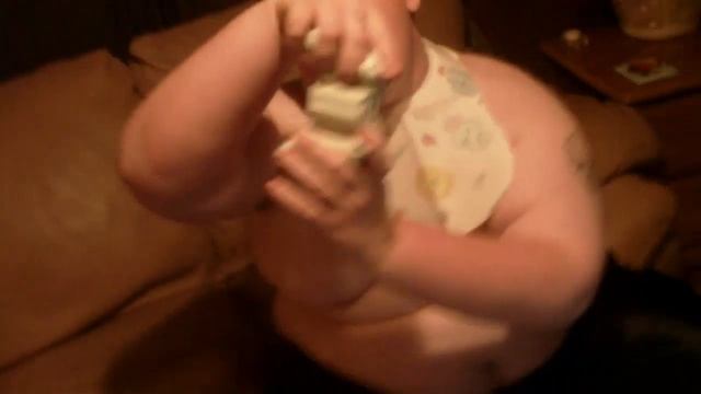 Fat Guy Vs Xbox 360 смотреть онлайн