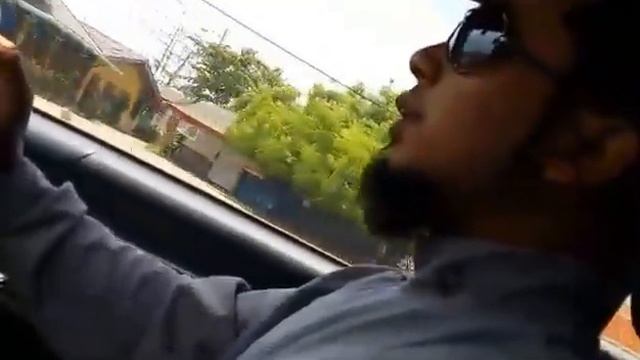 Abdullah Helmi - Drive with Quran смотреть онлайн