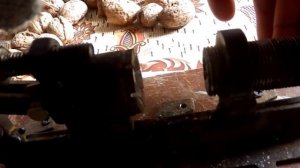 Орехокол своими руками