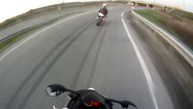 GSX-R 600 K8 и GSX-R 750 K9 смотреть онлайн