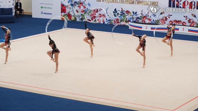 В память о Градском и с уважением к Волге. Чем удивляют гимнастки на чемпионате в Ульяновске смотреть онлайн