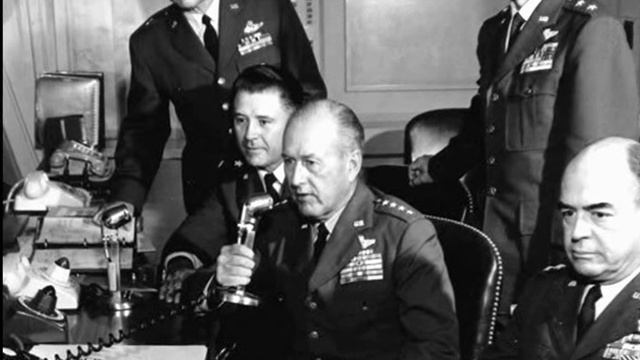 #Нерассказанная история США - часть 6  (экранизация книги Оливера Стоуна и Питера Кузника) смотреть онлайн