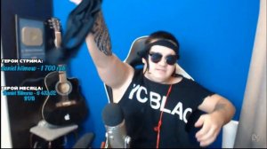 Дима рвет футболку как халк// Нарезка стрима