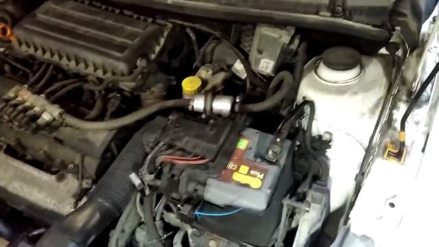 Как поменять радиатор на Шкода Фабиа / Как снять бампер на Шкода Фабиа / Skoda Fabia смотреть онлайн