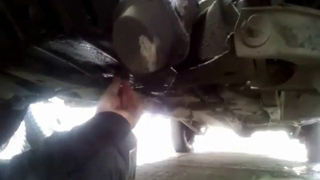 Как поменять масло в двигателе своими руками смотреть онлайн