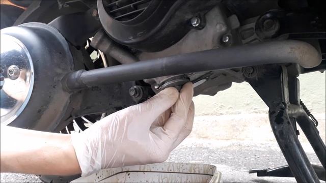 Scooter'da Yağ ve Yağ Filtresi Değişimi Nasıl Yapılır? / Allegro 50cc смотреть онлайн