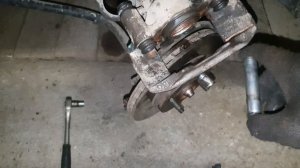 обслуживание суппортов mazda demio dw