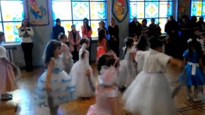 Танец Снежинок 2018(5,5 лет)