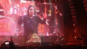 Ozzy Osbourne - War Pigs - Live at Monsters of Rock 2015