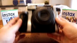 Полароид на современный лад. Обзор фотокамеры моментальной печати Fujifilm Instax Wide 300