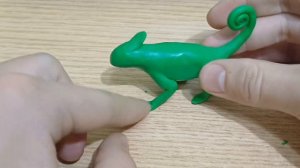 Лепим хамелеона осталети.