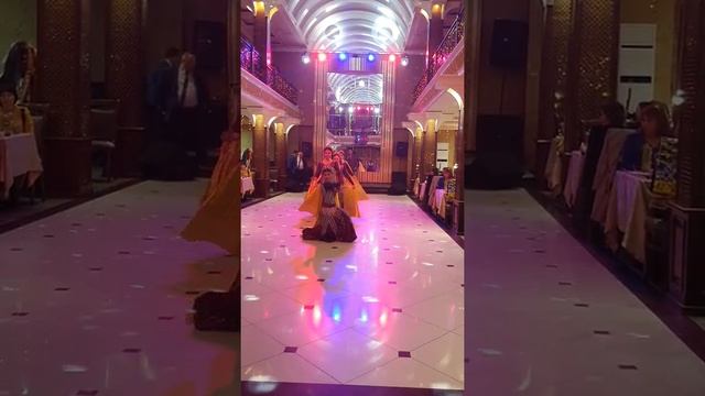 Yalla. Jinnuri. Восточный танец