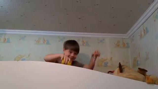 Урожай зубов: у Миши опять выпал зуб! смотреть онлайн