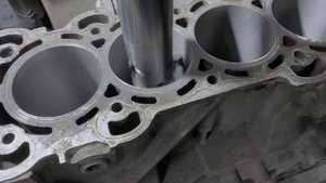 Гильзовка блока двигателя 2.0л бензин AODA от Ford