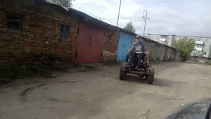 Бортоповоротный минипогрузчик, первый выезд
