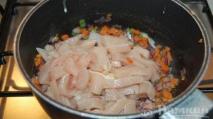 Суп из консервированной фасоли с курицей