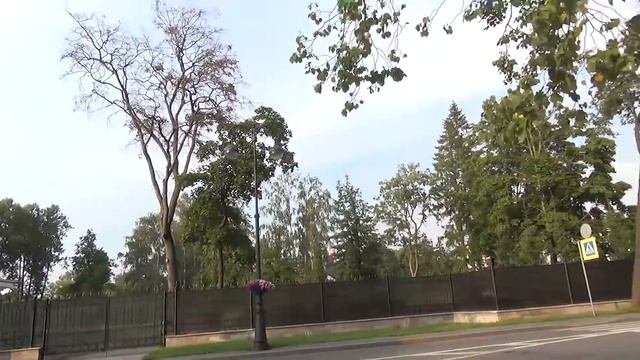 Каменноостровский театр - парк "Тихий отдых" - бла бла о местных улитках.