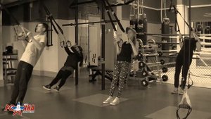 Женский бокс. Групповые тренировки по боксу для женщин.