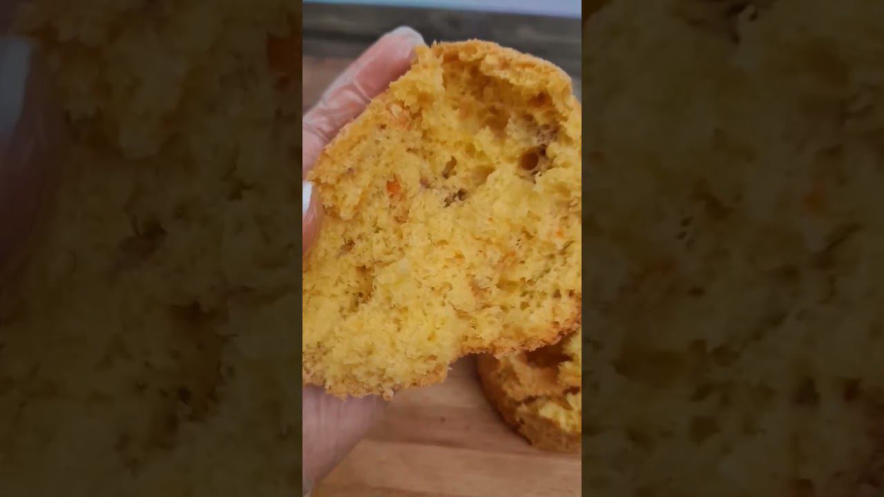 Нежнейший морковный кулич с домашними цукатами - ХИТ нашей школы (текст в комментариях) смотреть онлайн