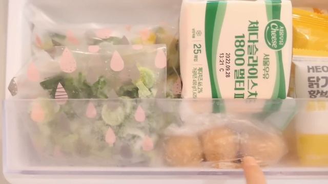 ENG)vlog?많이 돼지런했던 일상?일본에서 제일 매운 라면??(코리안 숯불 바베큐,치즈소떡구이,구운 주먹밥,불닭볶음면,이삭토스트,꼬막무침,롤빵,어묵우동,불어묵김밥,냉동실공개) смотреть онлайн