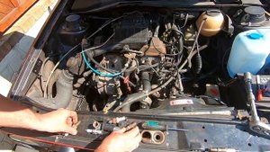 Golf 2 - проблема с холостыми оборотами. Проверяем свечи и трамблёр #свечи #гольф #трамблёр