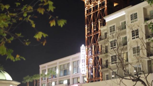 Living in Downtown Glendale CA смотреть онлайн