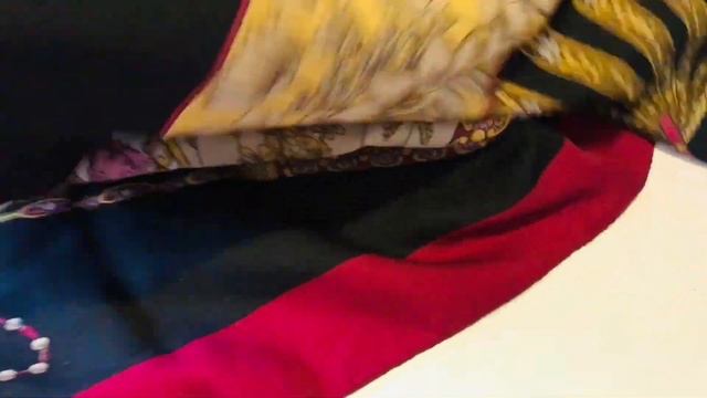 Винтажные шарфы, платки и меховой воротник из эпохи начала кинемантографа. София Голдберг смотреть онлайн