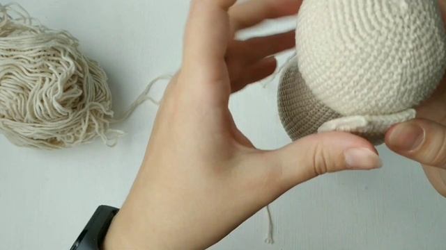 мастер класс - вяжем крючком зайца. Амигуруми. Часть 2 лапы, уши, хвост
