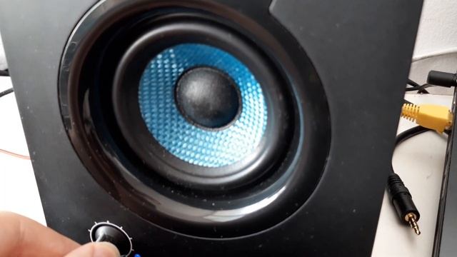 Hercules DJ Speaker 32 Smart Bass/Excursion Test смотреть онлайн