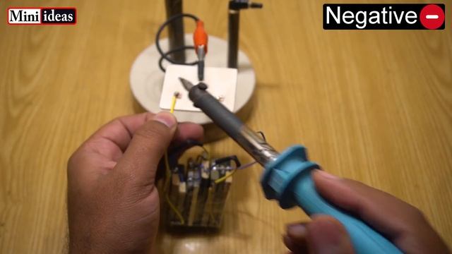 How To Make Battery Using Old Mobile Battery At Home | Mini DC 12 Volt Battery | 12 Volt Battery DI смотреть онлайн