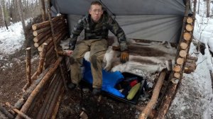 8 Days Camping & Building a Bushcraft Survival Shelter with My 5 yr old Son