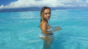 Alexis Ren | Touch Me