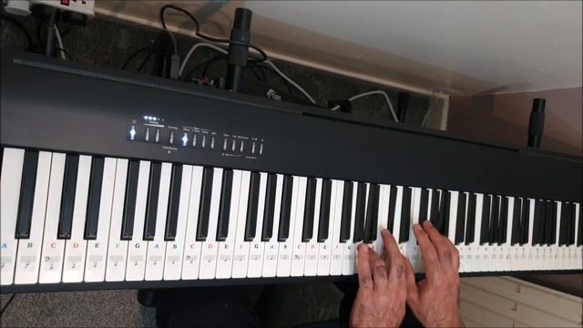 Debussy: Arabesque No. 1 - Roland FP-30X смотреть онлайн