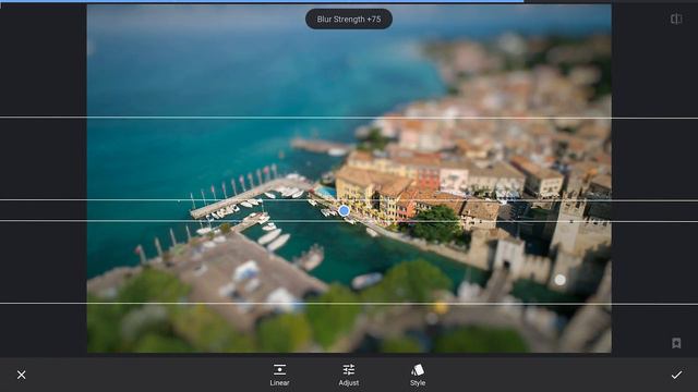 How to Create TILT-SHIFT Effect (Toy like effect) in Snapseed App | Android | iOS