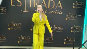 Елизавета Карнаух-Happy