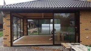 Остекление беседок на основе Алюминиевого профиля с тремя полозьями - 70% открытого пространства!