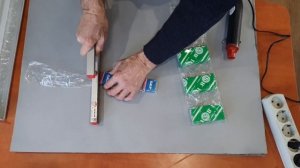 Упаковка в ПОФ пленку коробки с запчастями с помощью ручного запайщика iSealer