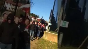 Ultras Colligiana all'arrivo a Poggibonsi