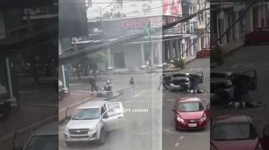 Видео стрельбы и пожаров на улицах Эквадора публикуют в соцсетях