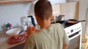 Готовлю яичницу