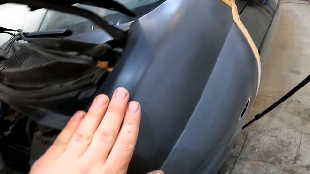 Исправляю МАТОВОЕ крыло в глянец. Как и чем подготовить к перелакировке элемент автомобиля. смотреть онлайн