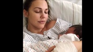 Мерьем Узерли родила вторую дочку. Отец ребенка..