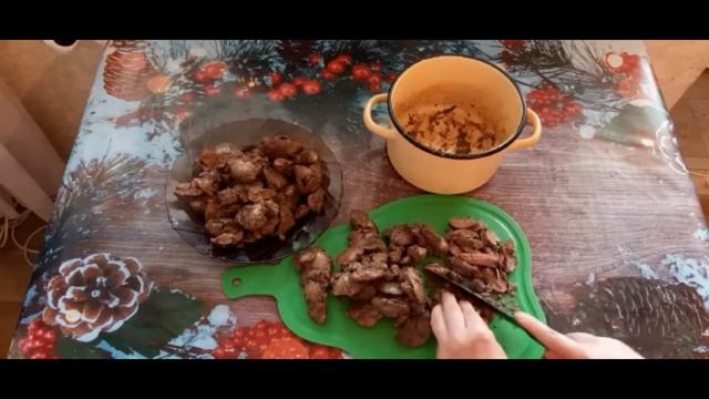 Вермишель с куриной печенью смотреть онлайн