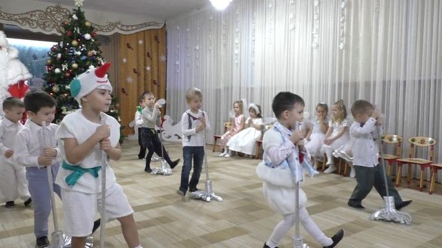 Танец Снеговиков - гр. Жемчужинка
