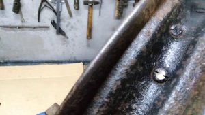 Как открутить закисшие спицы. Разборка колеса иж 49