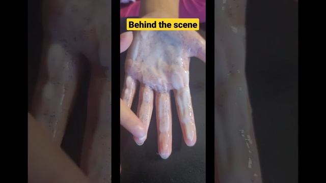 Glue Peeling  Behind the Scene  Glitters