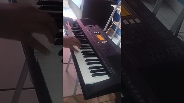 música ressuscita-me em ritmo de forró no Yamaha psr e 343 #alinebarros #teclado #gospel #musica